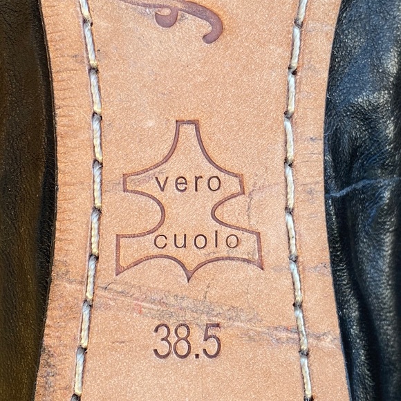 SOLD 🚫 Alice + Olivia Ballerina Flat Crystal Bow - Picture 5 of 7